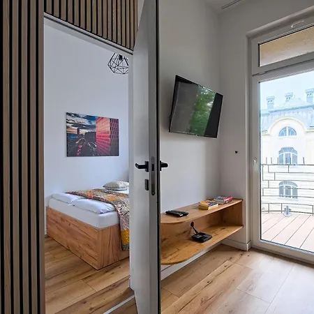 Citycenterapartments/m32/6 *